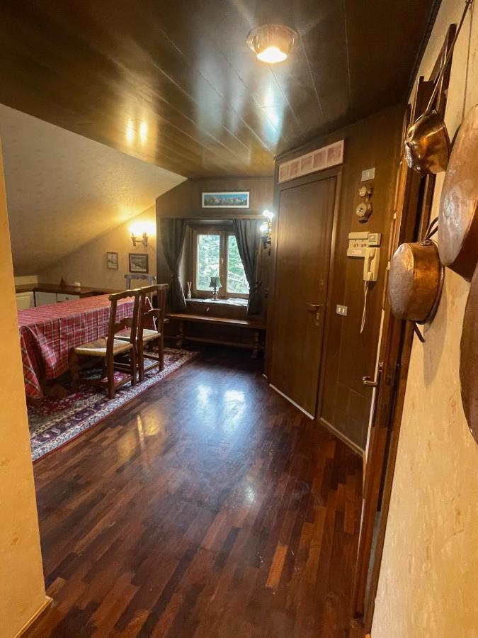 La Mansarda Di Fabio Appartement Bormio